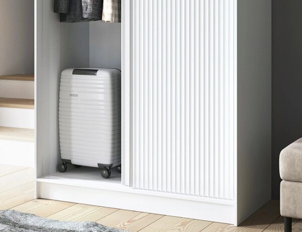 Šatní skříň s posuvnými dveřmi 120 cm SELIORA - bílá
