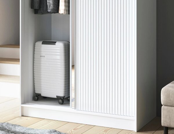 Zrcadlová skříň s posuvnými dveřmi 120 cm SELIORA - bílá