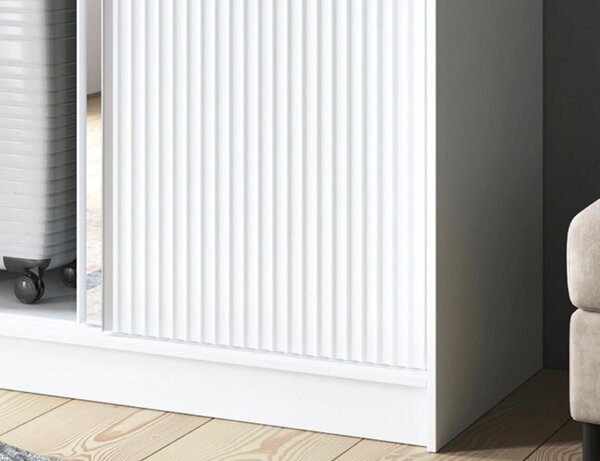 Zrcadlová skříň s posuvnými dveřmi 120 cm SELIORA - bílá