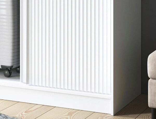 Šatní skříň s posuvnými dveřmi 120 cm SELIORA - bílá