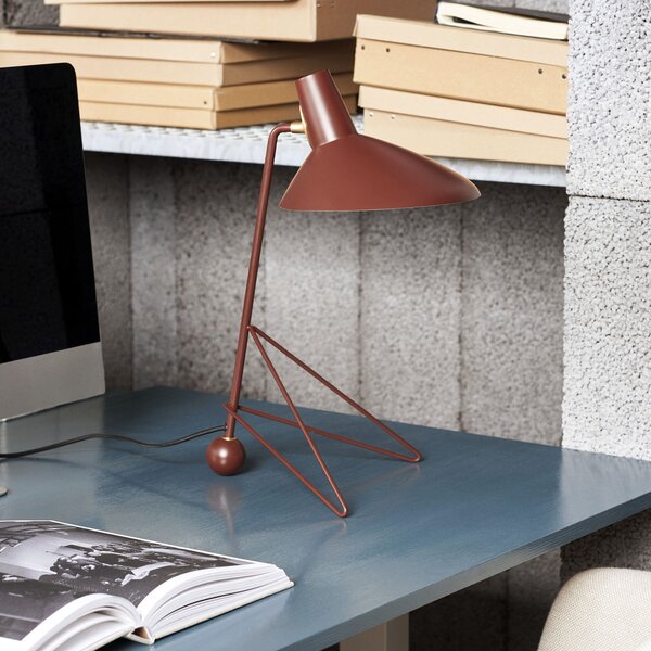 &Tradition designové stolní lampy Tripod HM9