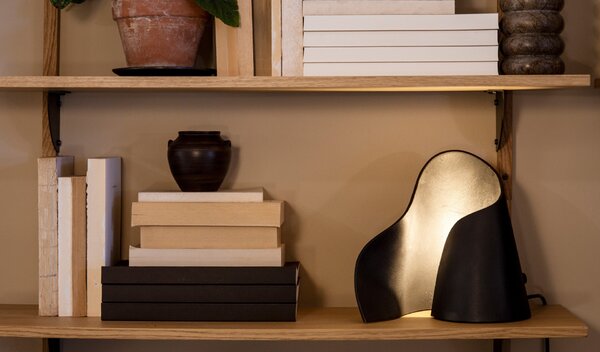 Ferm Living designové stolní lampy Oyster Table Lamp