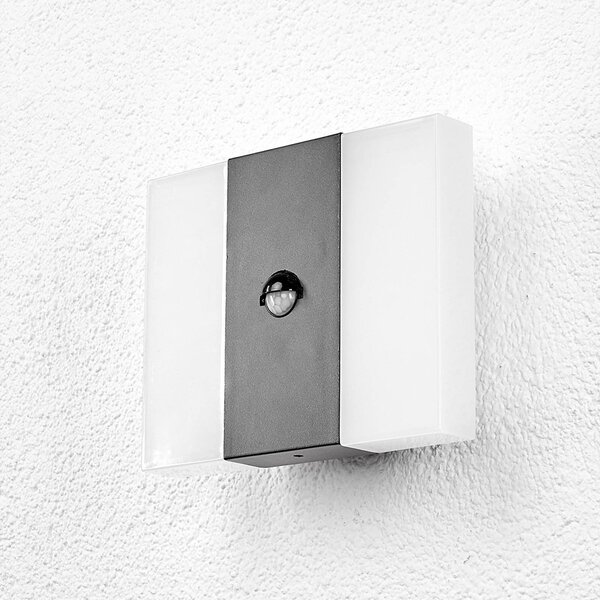Lindby LED senzorové venkovní nástěnné svítidlo Kumi, grafit, IP44, Hliník / šedá / zinek, Hliník, Moderní