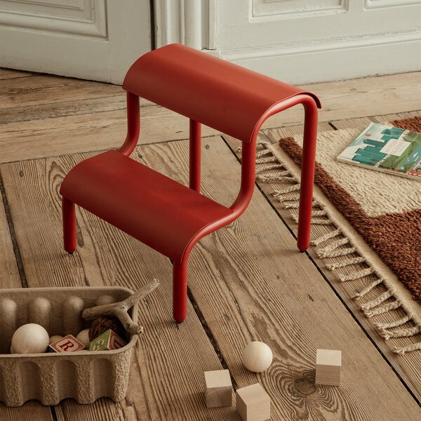 Ferm Living designové schůdky Up Step Stool