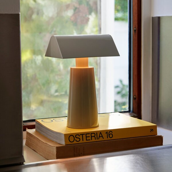 &Tradition designové stolní lampy Caret MF1