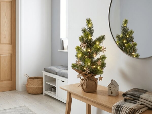 Umělý vánoční stromek LITTLE SPRUCE s LED osvětlením, 37 cm