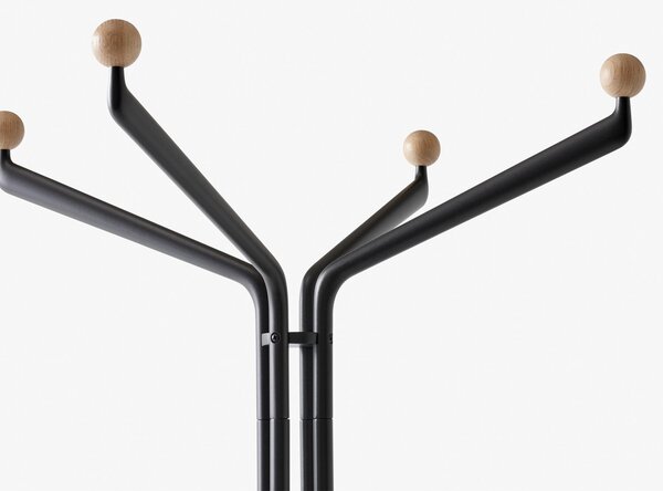 &Tradition designové stojanové věšáky Capture Coat Stand SC77
