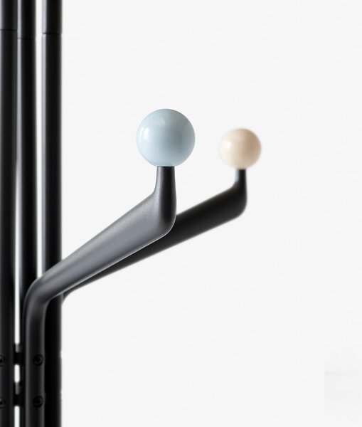 &Tradition designové stojanové věšáky Capture Coat Stand SC77