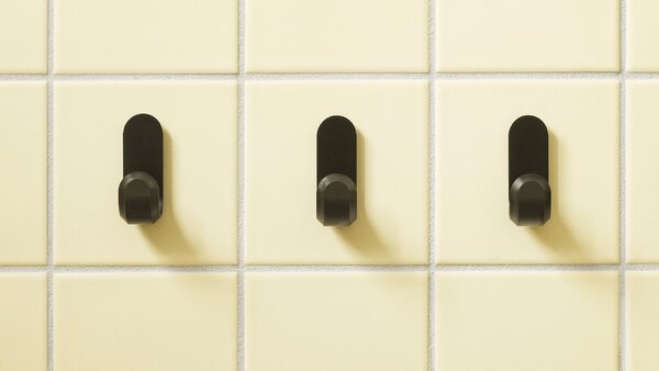 Normann Copenhagen designové nástěnné háčky Curve Mini Hooks (2 kusy)