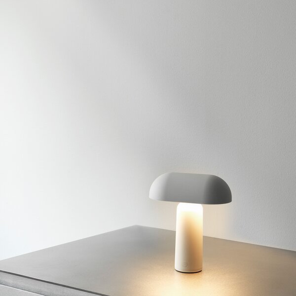 Normann Copenhagen designové stolní lampy Porta Table Lamp