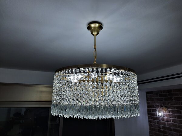 DBK GLASS Mosazný lustr s 10-ti žárovkami a dlouhými křišťálovými hranoly - matovaná mosaz B 7570-10-ZM