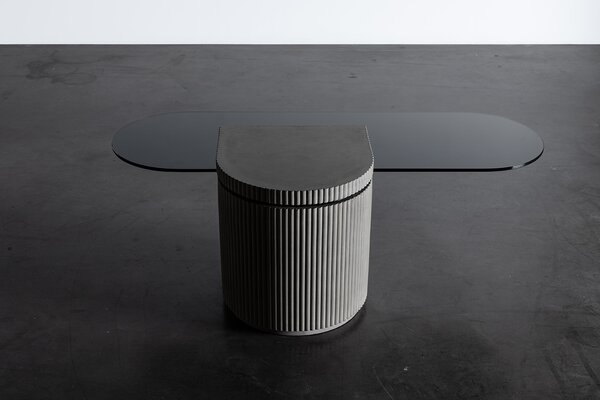 Lyon Beton konferenční stoly Strut Pill Coffee Table