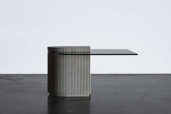 Lyon Beton konferenční stoly Strut Square Coffee Table