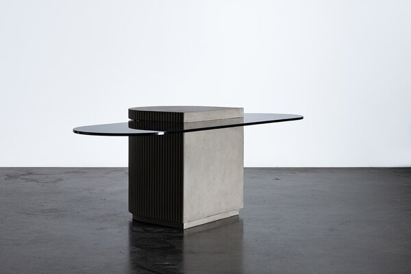 Lyon Beton konferenční stoly Strut Pill Coffee Table