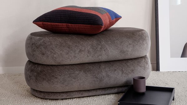 Ferm Living designové stoličky Pouf Faded Velvet Oval