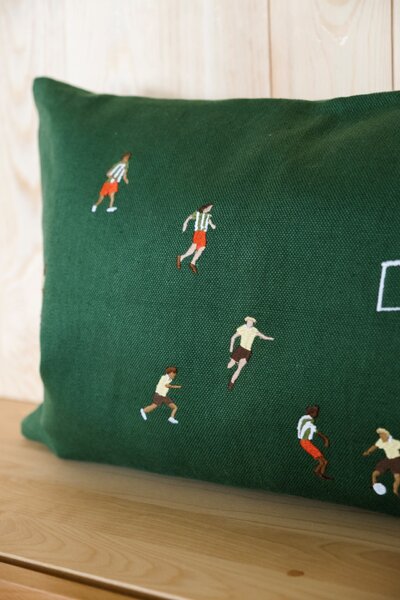 Vyšívaný povlak na polštář Soccer Embroidered 38 × 58 cm