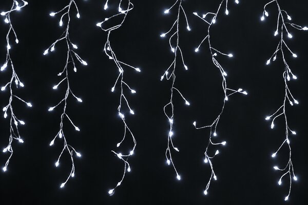 Vánoční LED závěs s mikrořetězy 3 × 3 m – 750 LED, studená bílá, dálkové ovládání, 8 programů