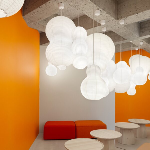 Normann Copenhagen designová závěsná svítidla Puff Lamp Bulb