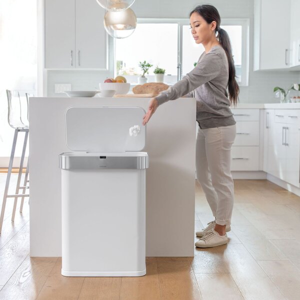 Simplehuman bezdotykový odpadkový koš SENSOR, 58 L, hlasové ovládání, bílá ocel