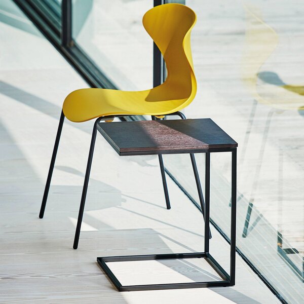 Jan Kurtz designové odkládací stolky Flat Side Table (50 x 40 x 40 cm)