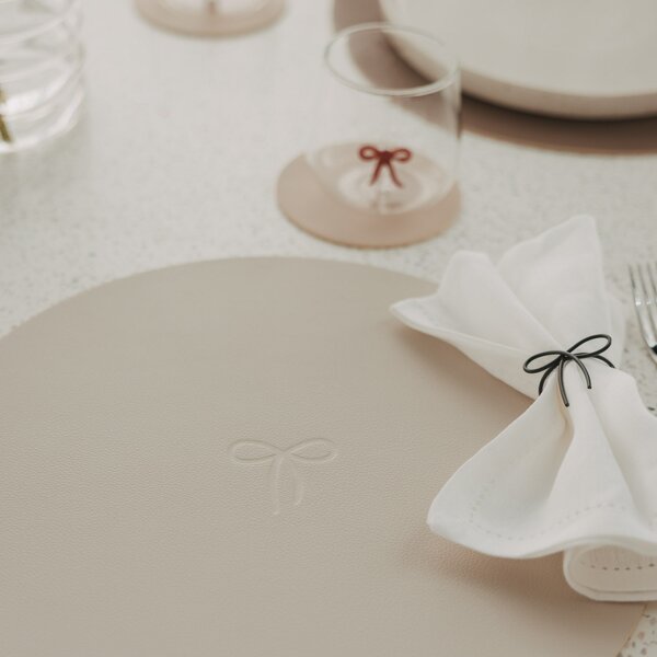 Oboustranné prostírání Bow Creme Ø 35 cm