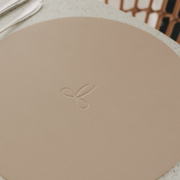 Oboustranné prostírání Bow Creme Ø 35 cm