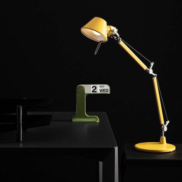 Artemide Stolní lampa Tolomeo Micro, žlutá, Žlutá / oranžová, Pracovna / kancelář, Hliník, Design