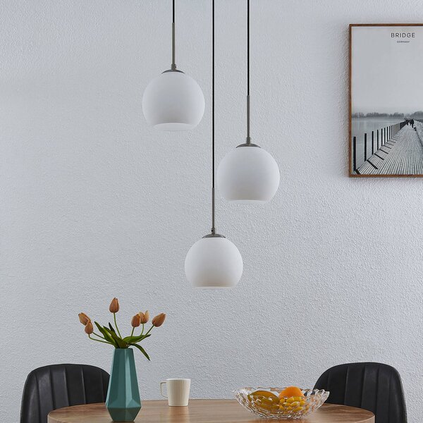 Lindby Závěsné svítidlo Jurian, Ø 32 cm, 3 světla, nikl/opál, sklo, stmívatelný, Bílá / opál, Obývací pokoj / jídelna, Sklo, Moderní