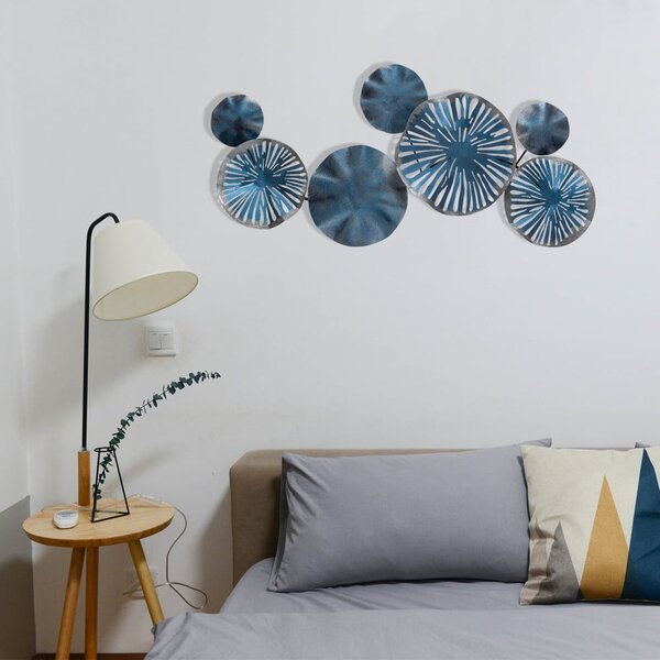 Kovová nástěnná dekorace 79x35 cm Astrid – Wallity