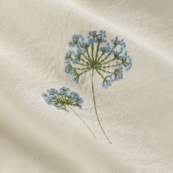 Bavlněná utěrka s výšivkou Flora Blue umbel flower
