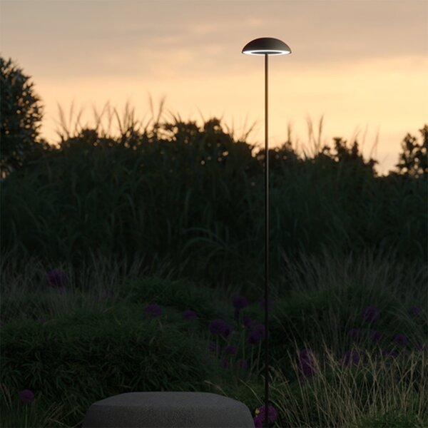 AQform designové venkovní stojací lampy Mroom