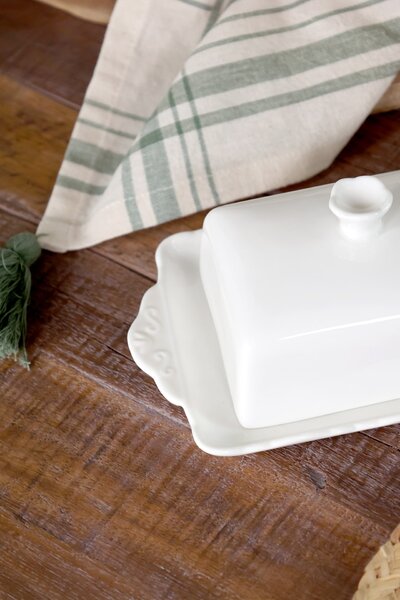 Porcelánová máslenka Provence