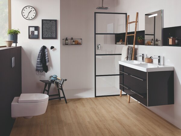 Villeroy & Boch Avento combi-pack sada s prkénkem závěsná bez splachovacího kruhu bílá 5656HRR1