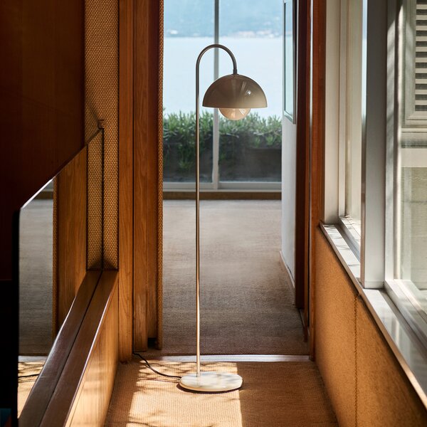 &Tradition designové stojací lampy Flowerpot VP12