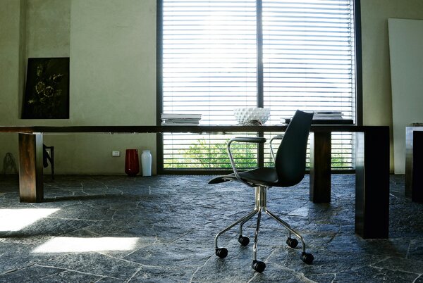 Kartell designové kancelářské židle Maui Armchair