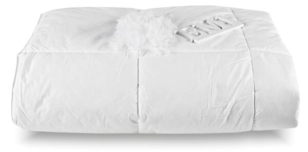 Péřová přikrývka 200 x 140 2,1 kg