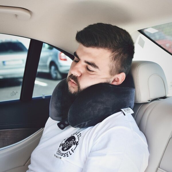 Cestovní polštář Travel šedý EMI