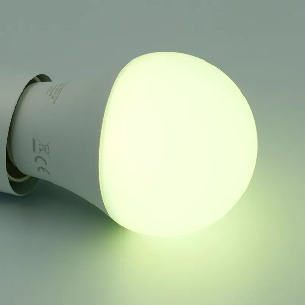 LED RGBW Stmívatelná žárovka A60 E27/9W/230V 2700-6500K Wi-Fi Tuya
