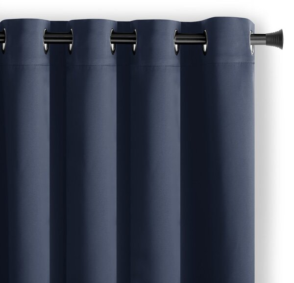 Tmavě modrý dimout závěs 140x175 cm Kierra – Restilo
