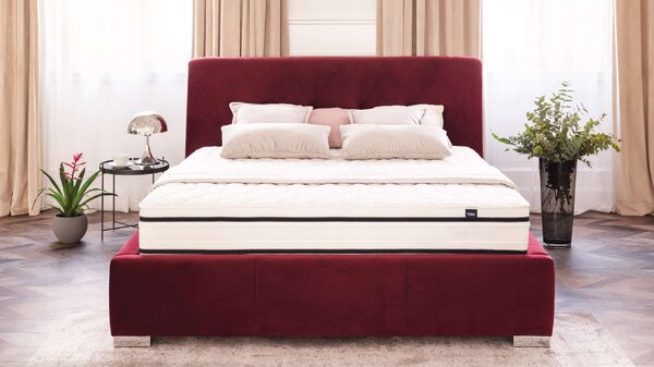 Hauss Moderní postel Karo (mnoho velikostních variant) Odstín postele: Potah skupiny I, Úložný prostor: MEDIUM kostra bez úložného prostoru, Rozměr matrace: 200 x 200 cm