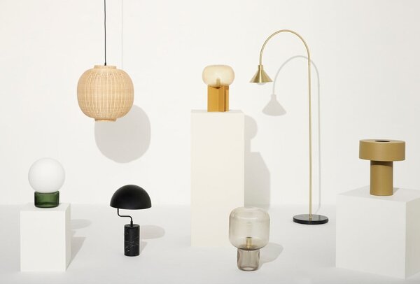 Bílo-zelená stolní lampa (výška 33 cm) Sphere – Hübsch