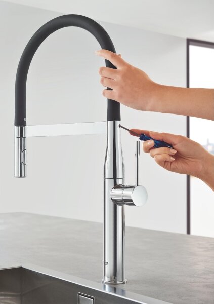 GROHE 30294000 - Dřezová baterie ESSENCE 530 mm lesklý chrom