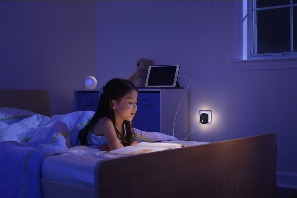 Osram- LED Noční svítidlo do zásuvky se senzorem a USB LUNETTA LED/12,5W/230V