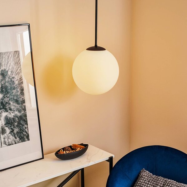 ALDEX Závěsné světlo Dione, jednožárovkové, bílé/černé 30 cm, stmívatelný, Bílá / opál, Obývací pokoj / jídelna, Sklo, Moderní, Koule