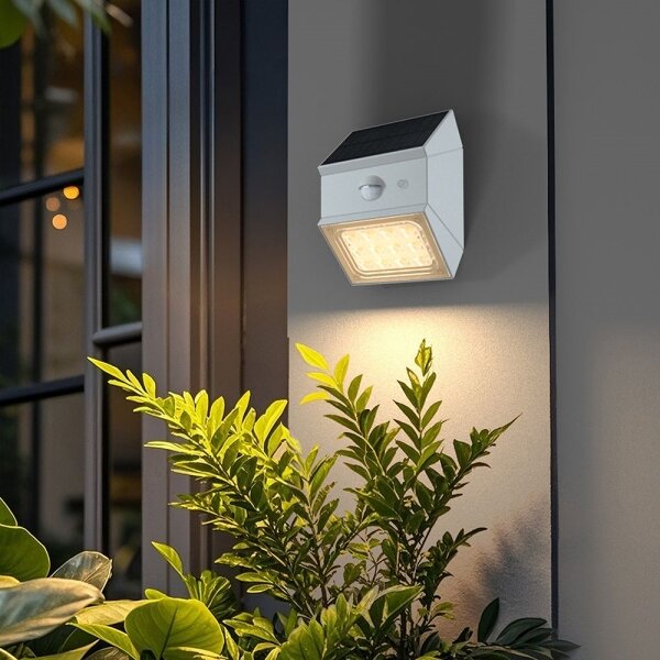 LED Nástěnné solární svítidlo se senzorem LED/2,5W/3,7V IP65 1200 mAh bílá