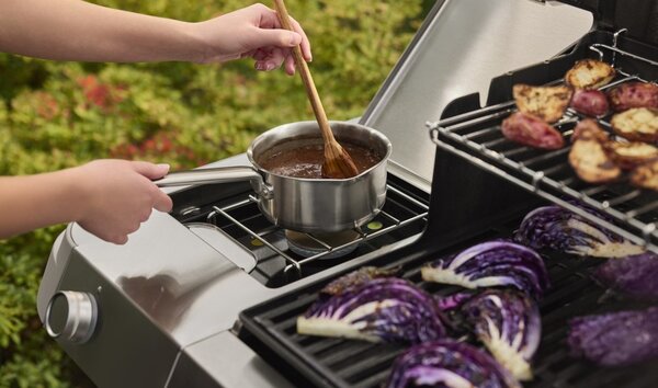 Weber Plynový gril Genesis SP-435W