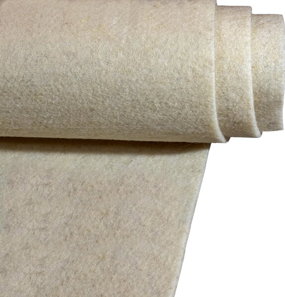 Vlněná technická plsť (filc) 4 mm barva Ecru, metráž 150 cm