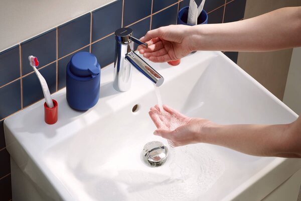 Hansgrohe Zesis S - Umyvadlová baterie 100 CoolStart bez odtokové soupravy, chrom 74721000