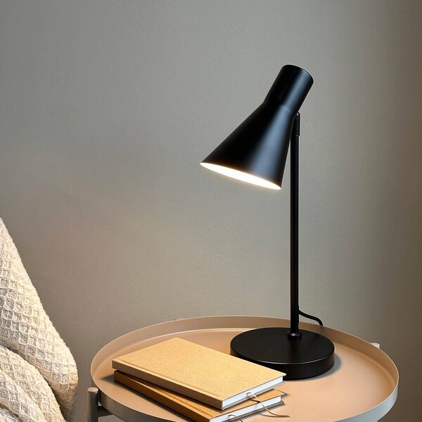 Dyberg Larsen Stolní lampa DL12, černá, výška 44,5 cm, kov, Černá, Obývací pokoj / jídelna, kov, Design