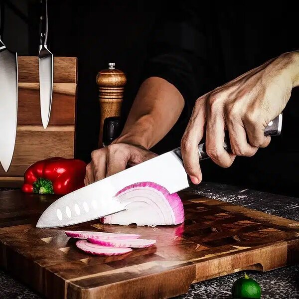 Kuchyňský nůž Santoku Hanzo Black DE SaKuRo 18 cm